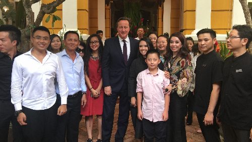 Thủ tướng Anh David Cameron dùng bữa trưa tại Nhà hàng Ngon
